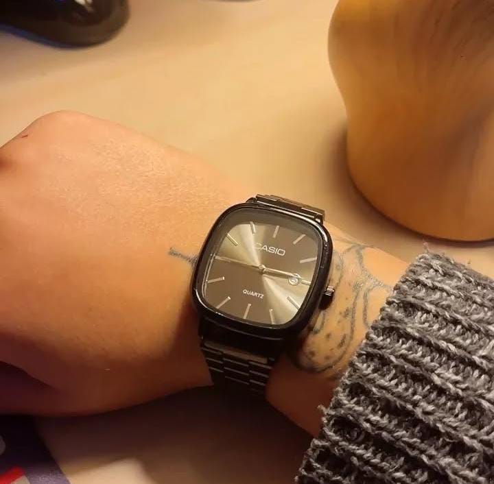 CASIO WATCH