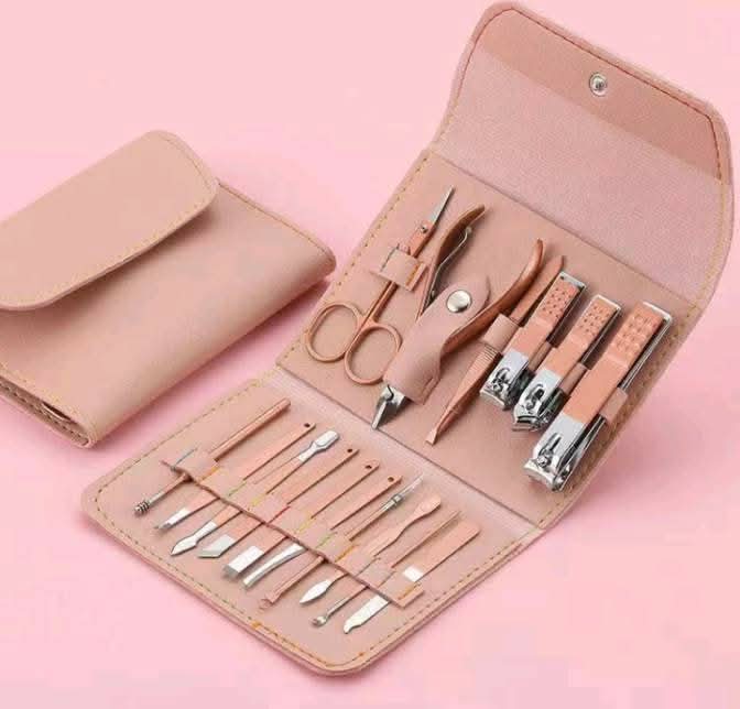 𝗣𝗲𝗱𝗶𝗰𝘂𝗿𝗲 𝗞𝗶𝘁      (BAHRAIN DELIVERY SAME DAY)